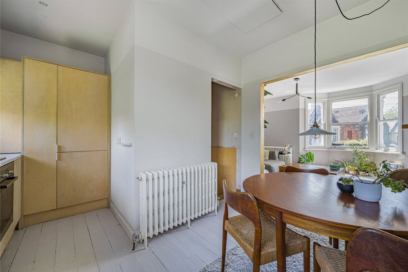 2 bedroom property for sale in Plumstead Common | Robinson Jackson