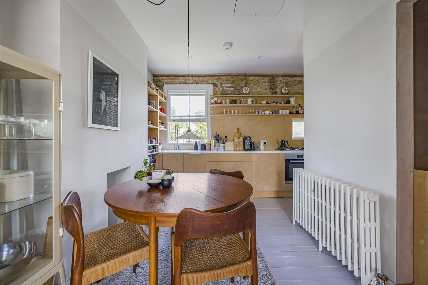 2 bedroom property for sale in Plumstead Common | Robinson Jackson