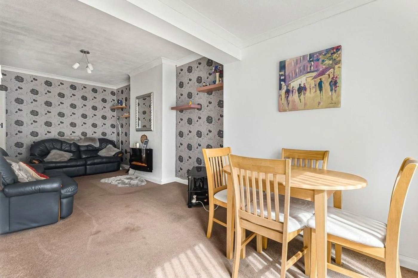 2 bedroom bungalow for sale in Orpington | Robinson Jackson