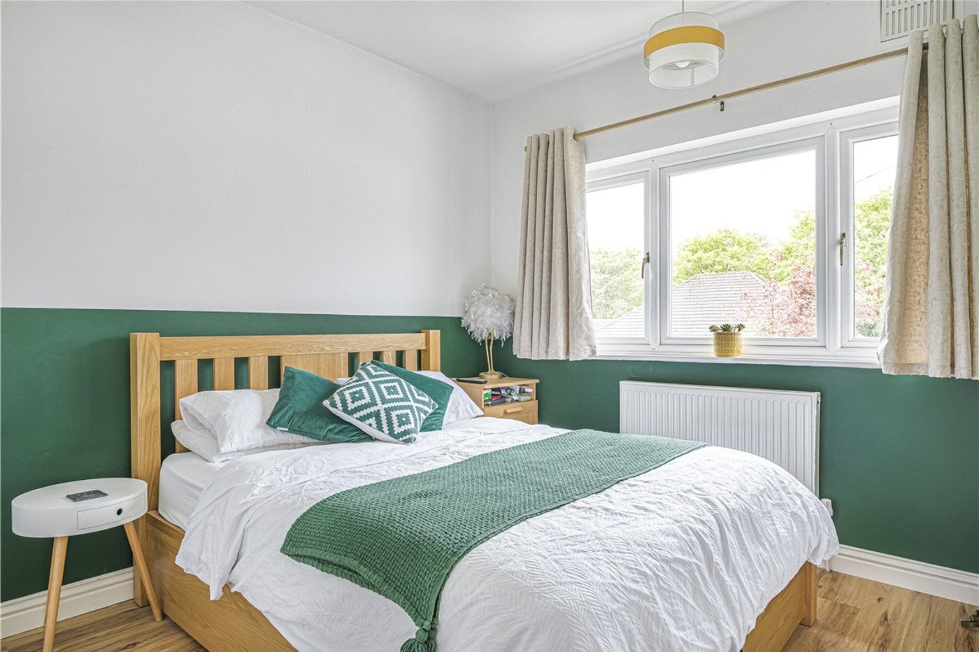 2 bedroom bungalow for sale in Orpington | Robinson Jackson