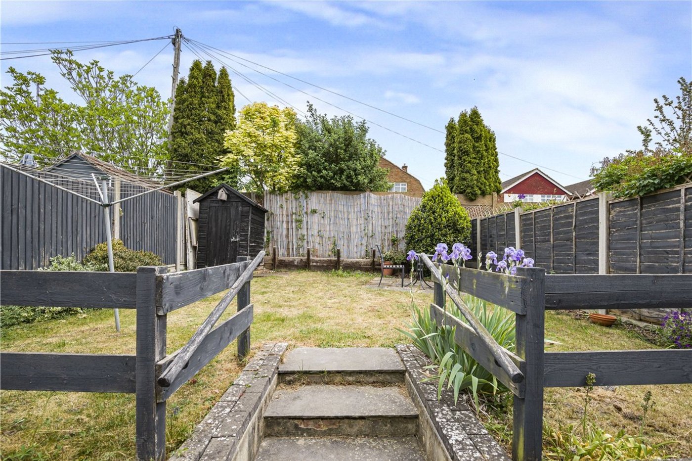 2 bedroom bungalow for sale in Orpington | Robinson Jackson