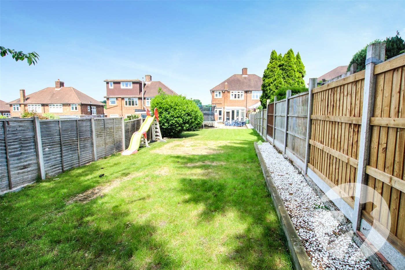 3 bedroom house for sale in London | Robinson Jackson