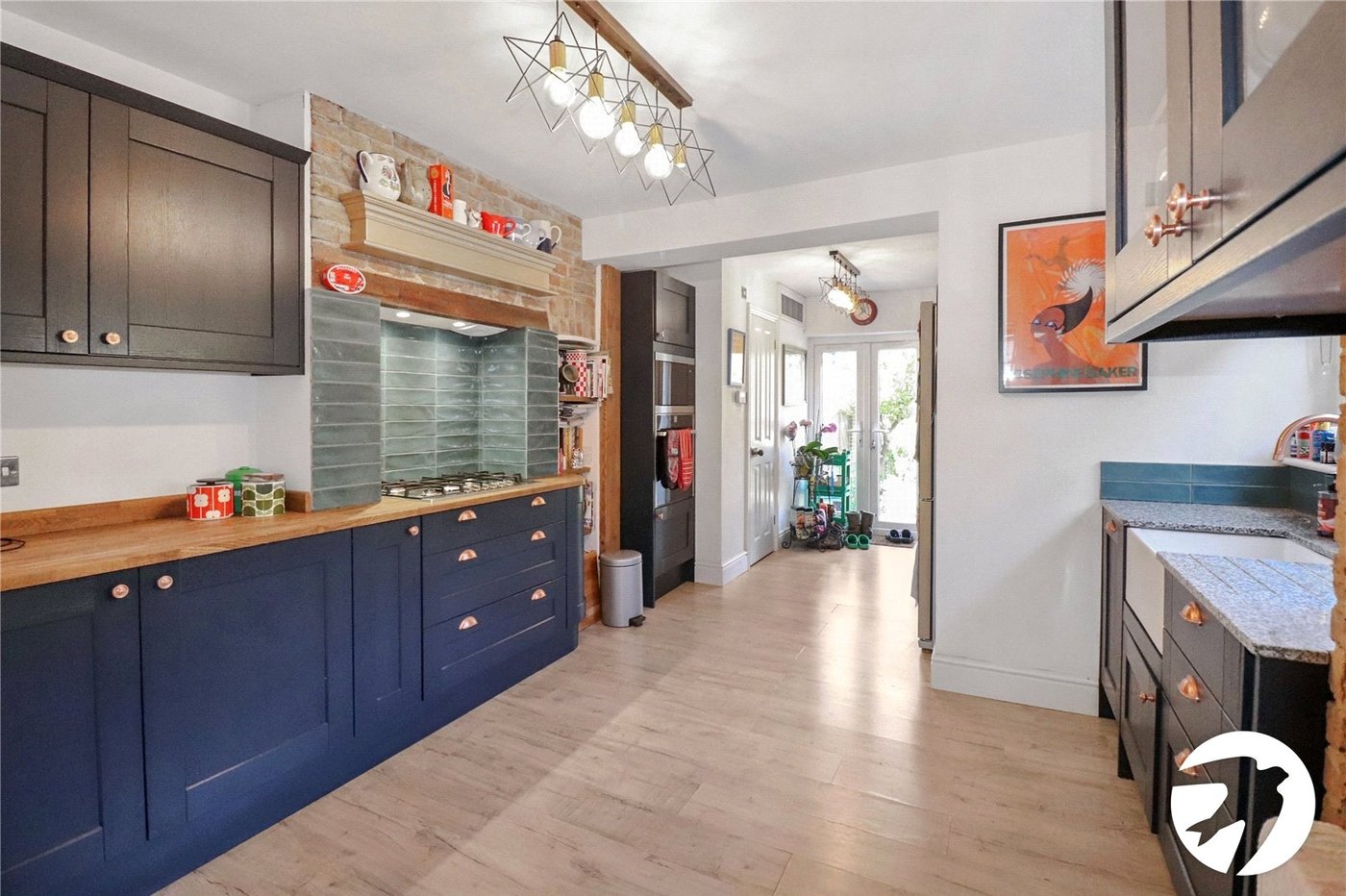 3 bedroom house for sale in London | Robinson Jackson