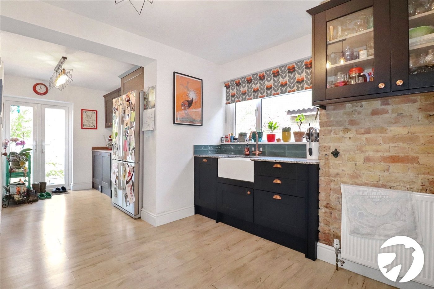 3 bedroom house for sale in London | Robinson Jackson