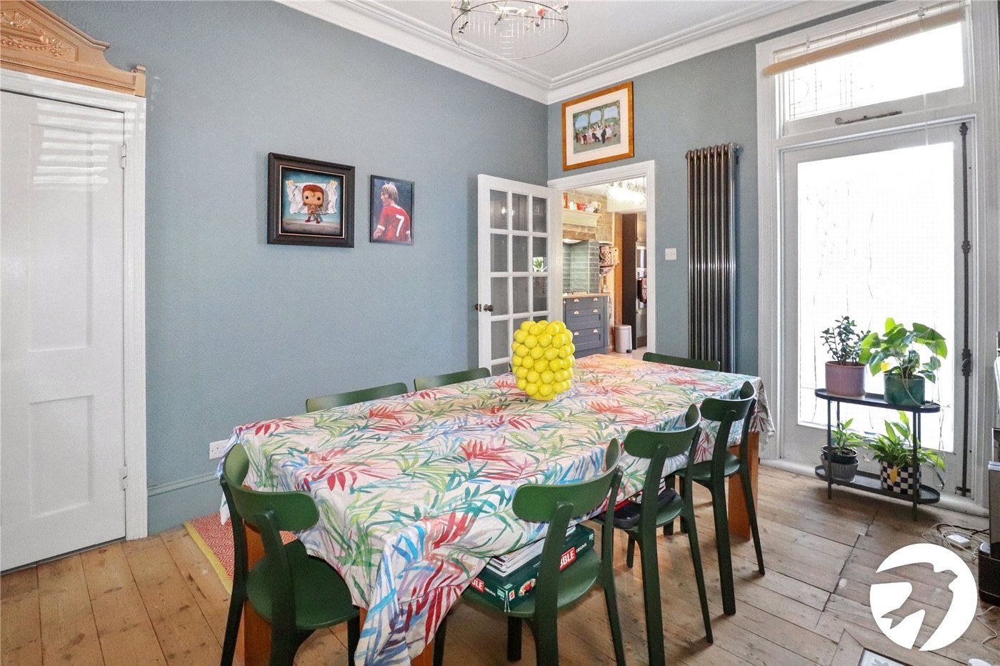 3 bedroom house for sale in London | Robinson Jackson