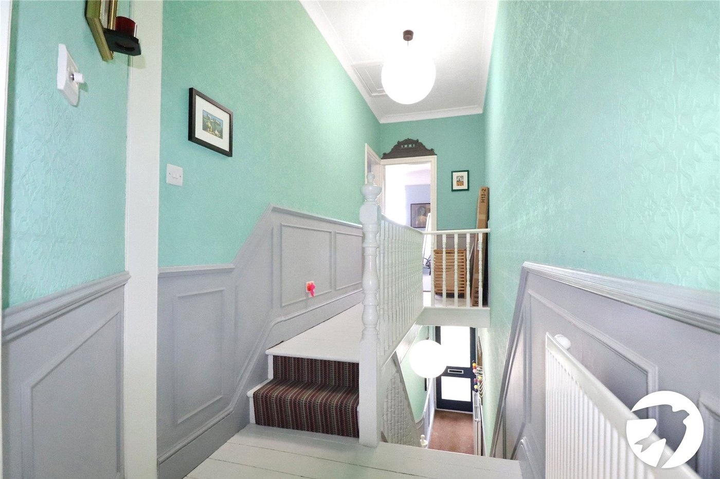 3 bedroom house for sale in London | Robinson Jackson