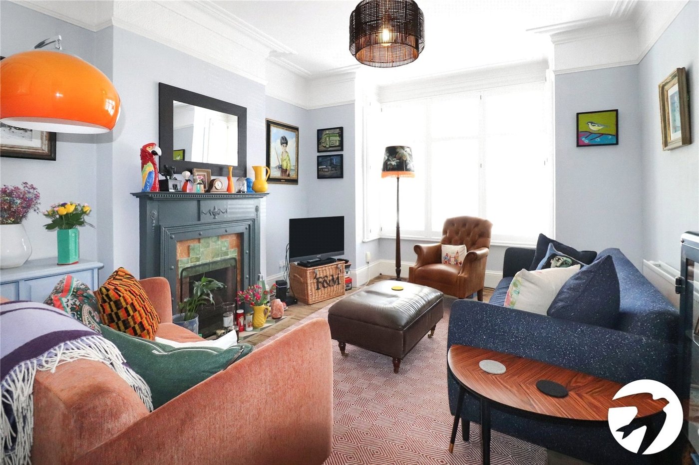 3 bedroom house for sale in London | Robinson Jackson