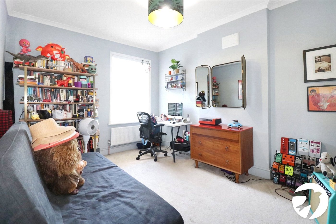 3 bedroom house for sale in London | Robinson Jackson