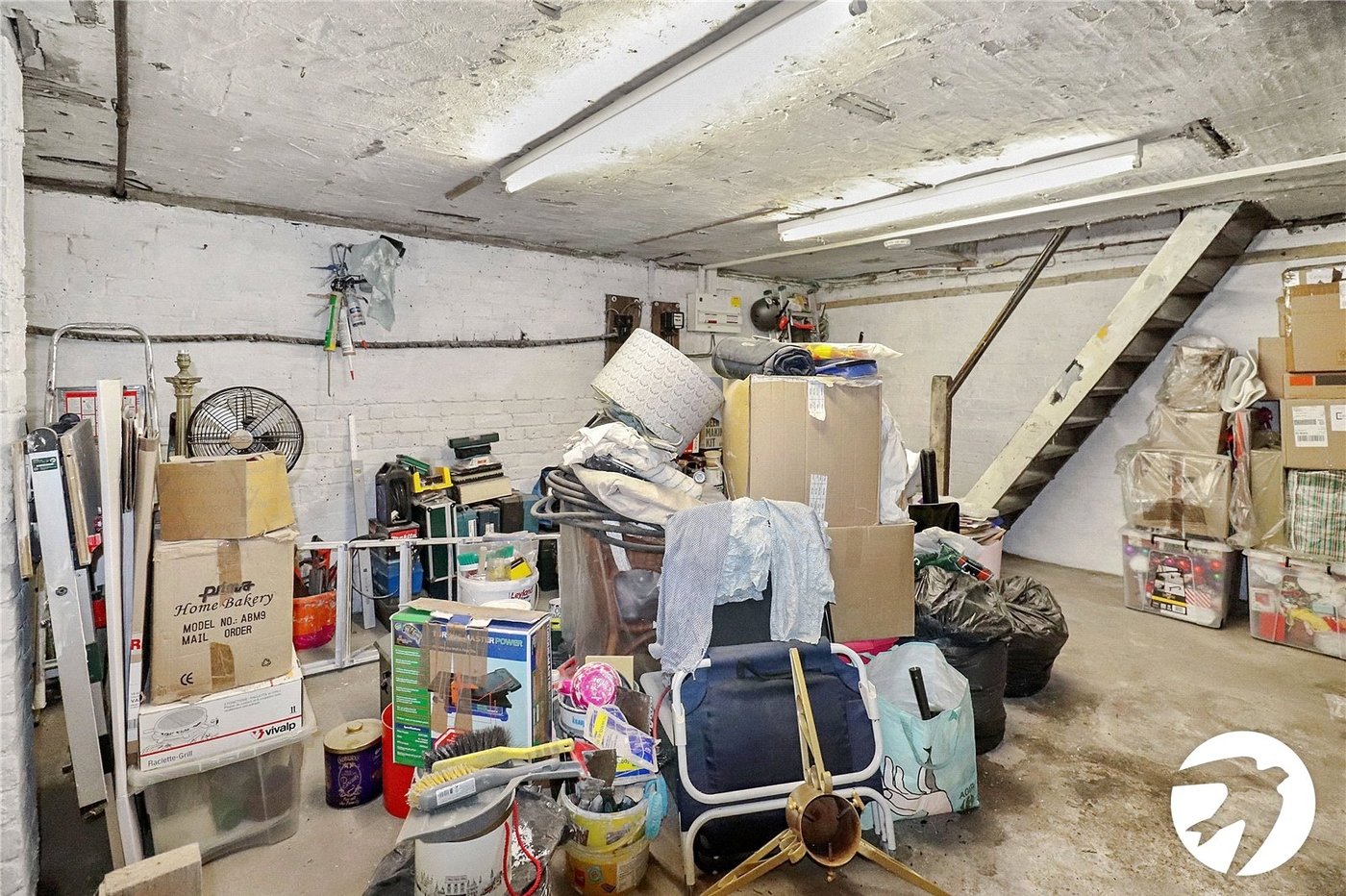 3 bedroom house for sale in London | Robinson Jackson