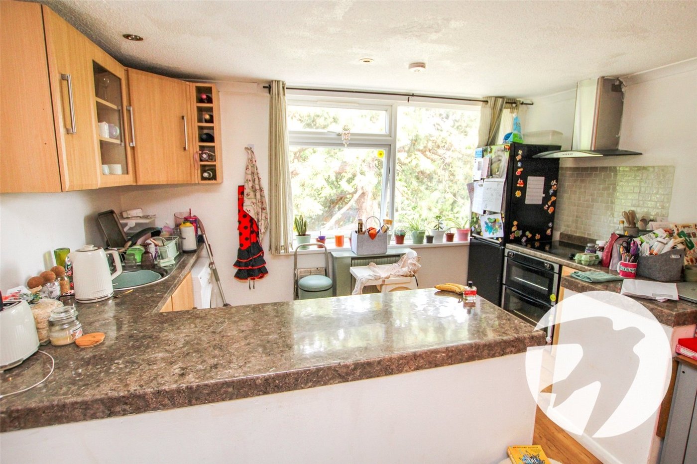 2 bedroom property for sale in London | Robinson Jackson
