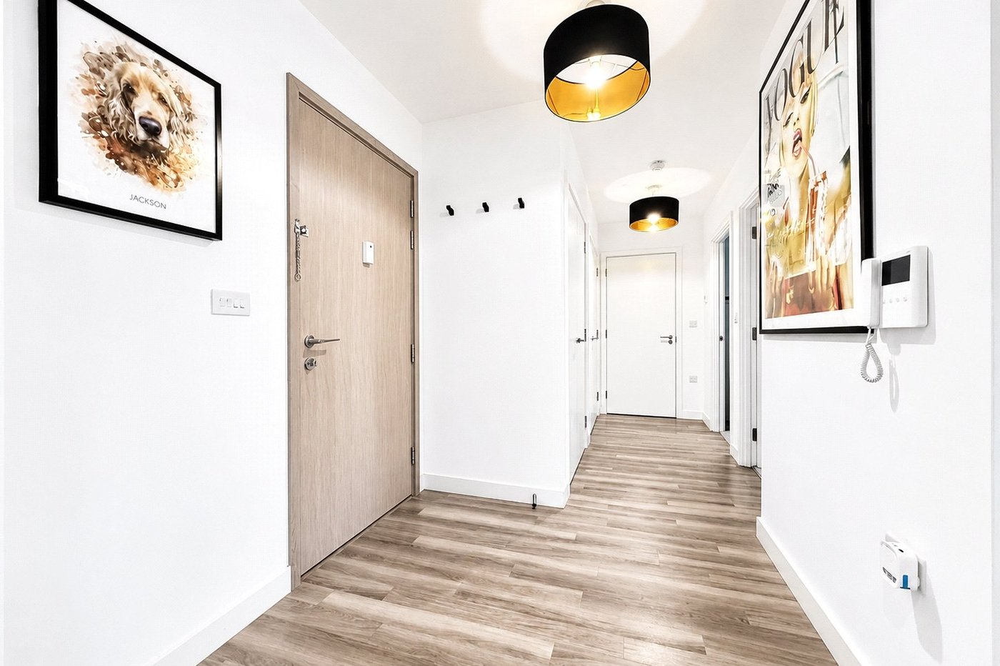 2 bedroom property for sale in London | Robinson Jackson