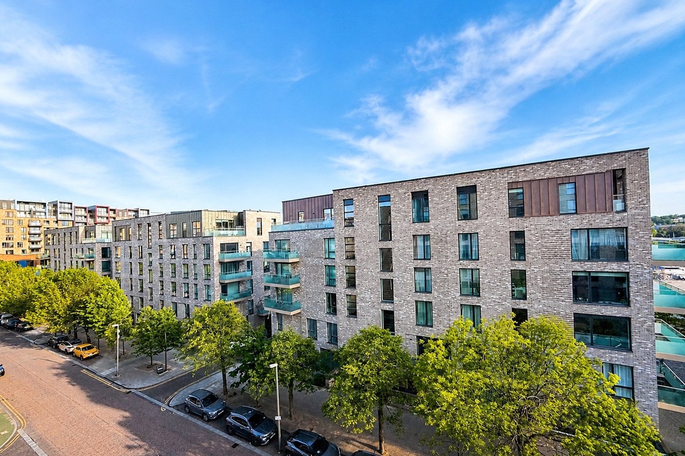 2 bedroom property for sale in London | Robinson Jackson
