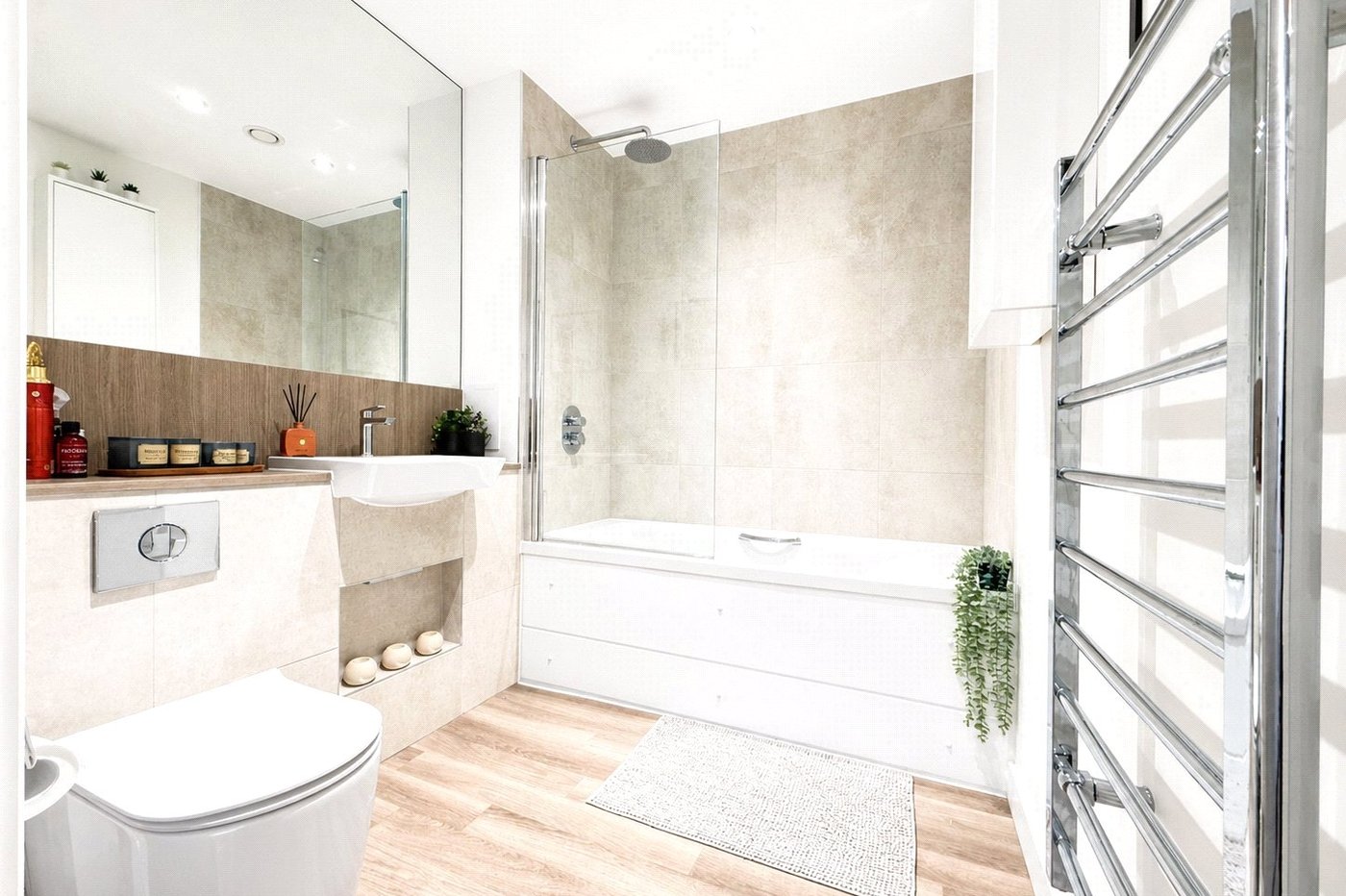 2 bedroom property for sale in London | Robinson Jackson