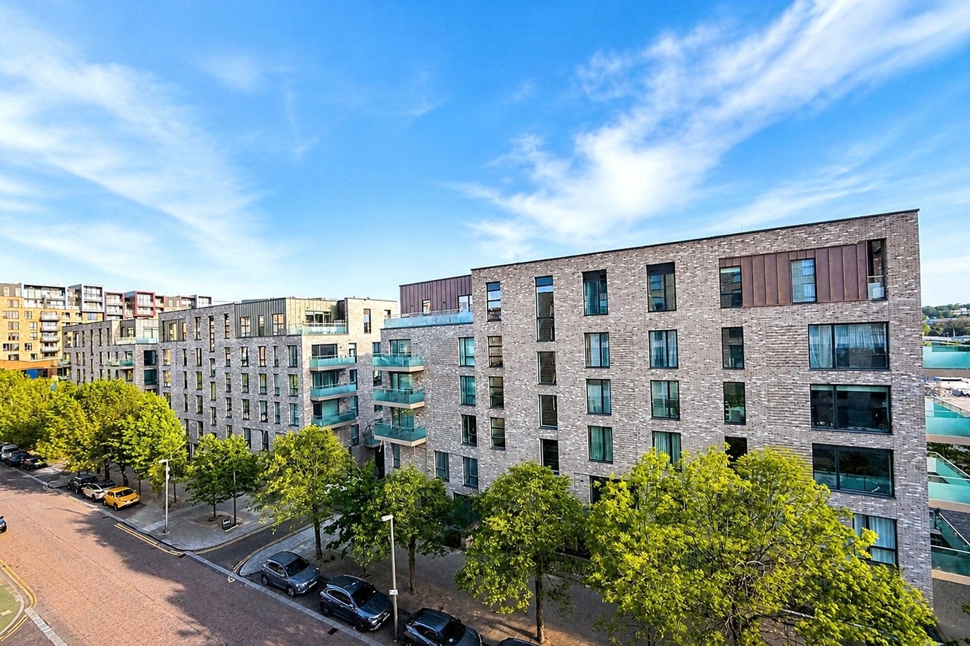 2 bedroom property for sale in London | Robinson Jackson