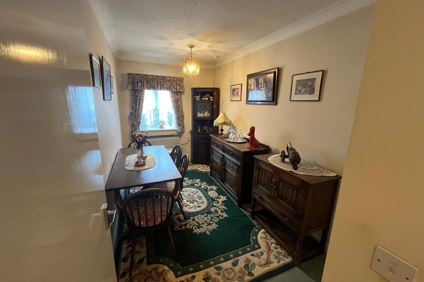 2 bedroom property for sale in Gravesend | Robinson Michael & Jackson