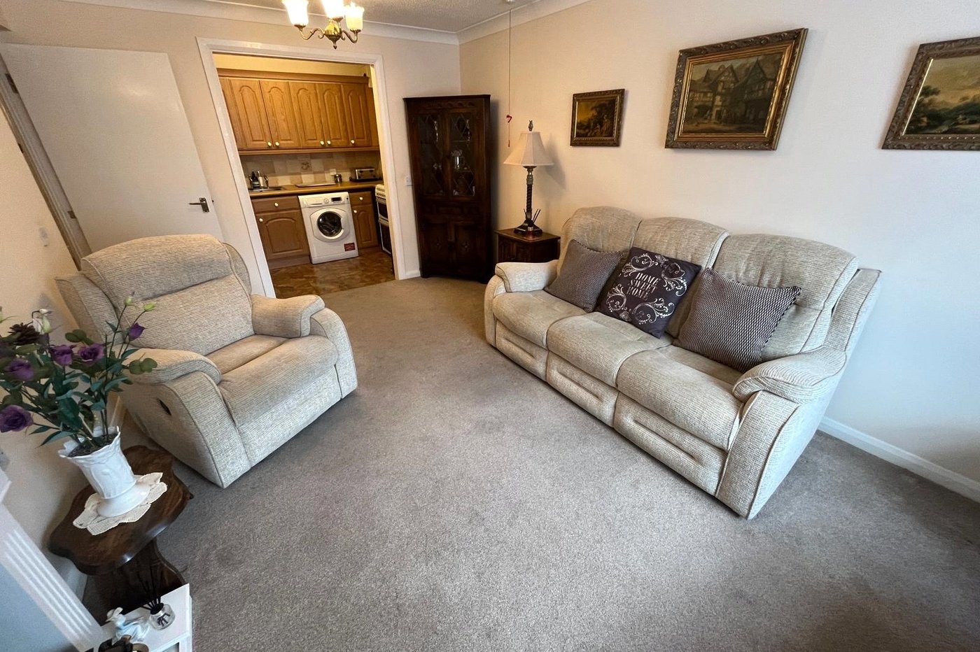 2 bedroom property for sale in Gravesend | Robinson Michael & Jackson