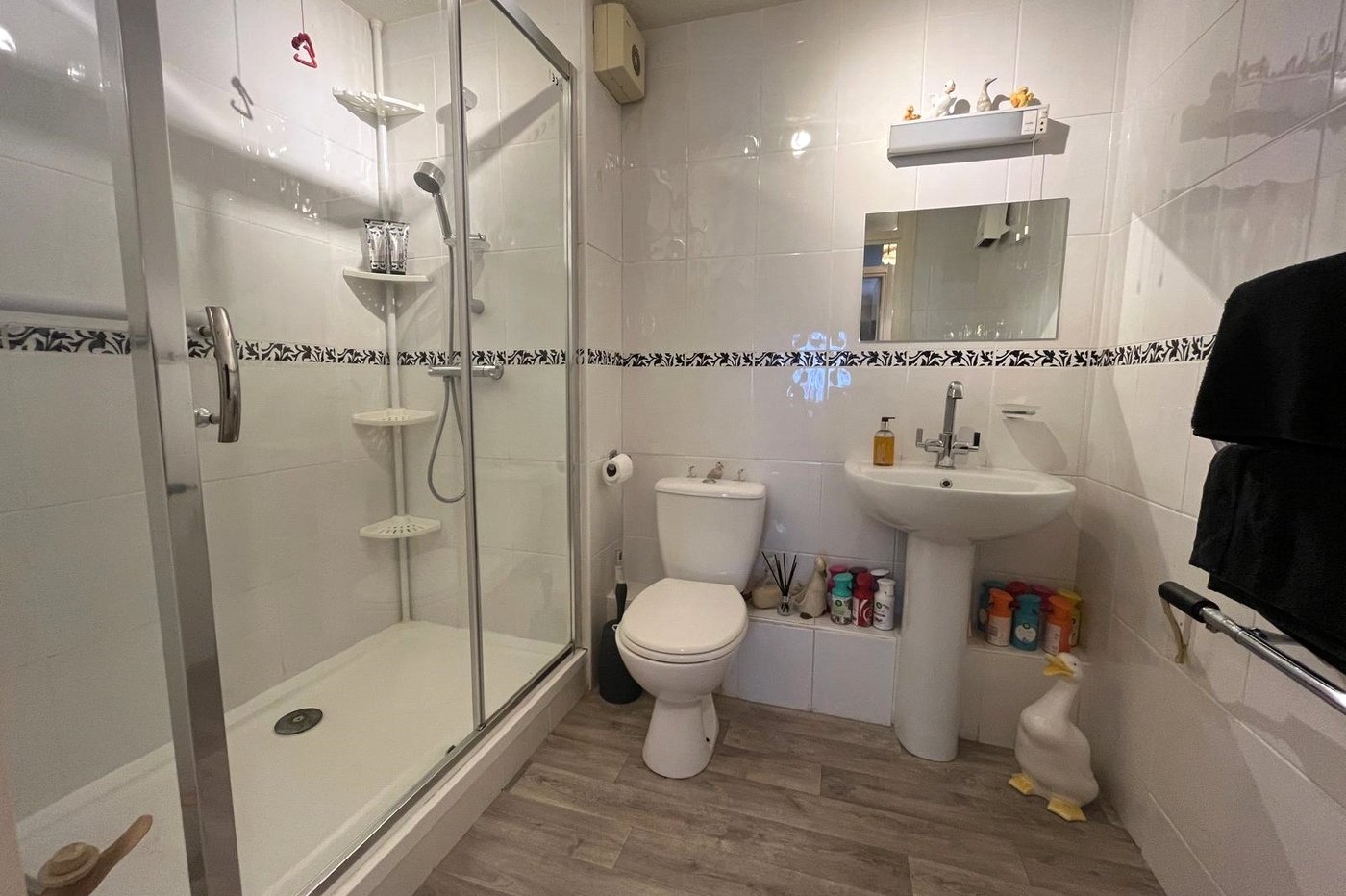 2 bedroom property for sale in Gravesend | Robinson Michael & Jackson