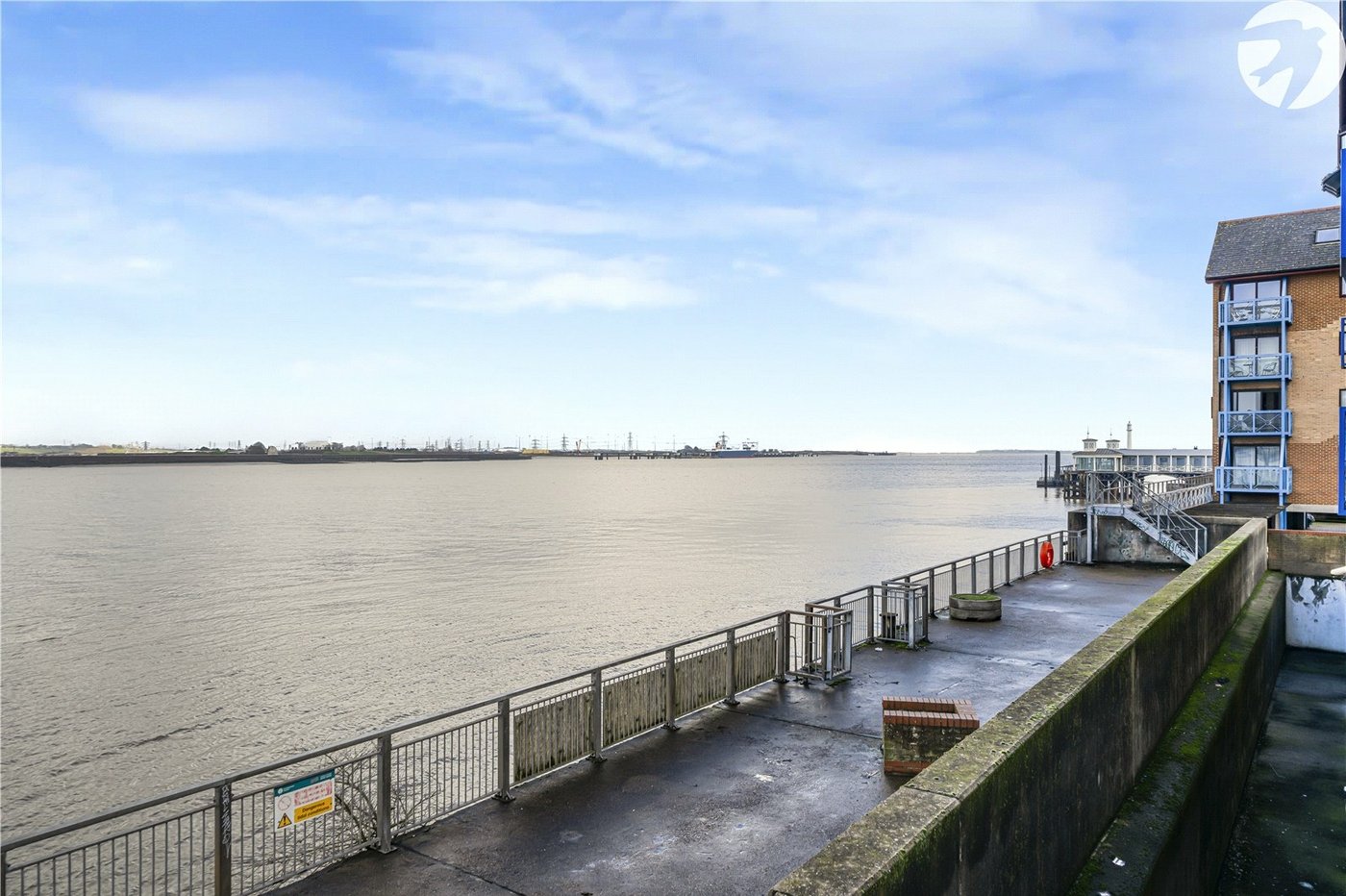 1 bedroom property for sale in Gravesend | Robinson Michael & Jackson