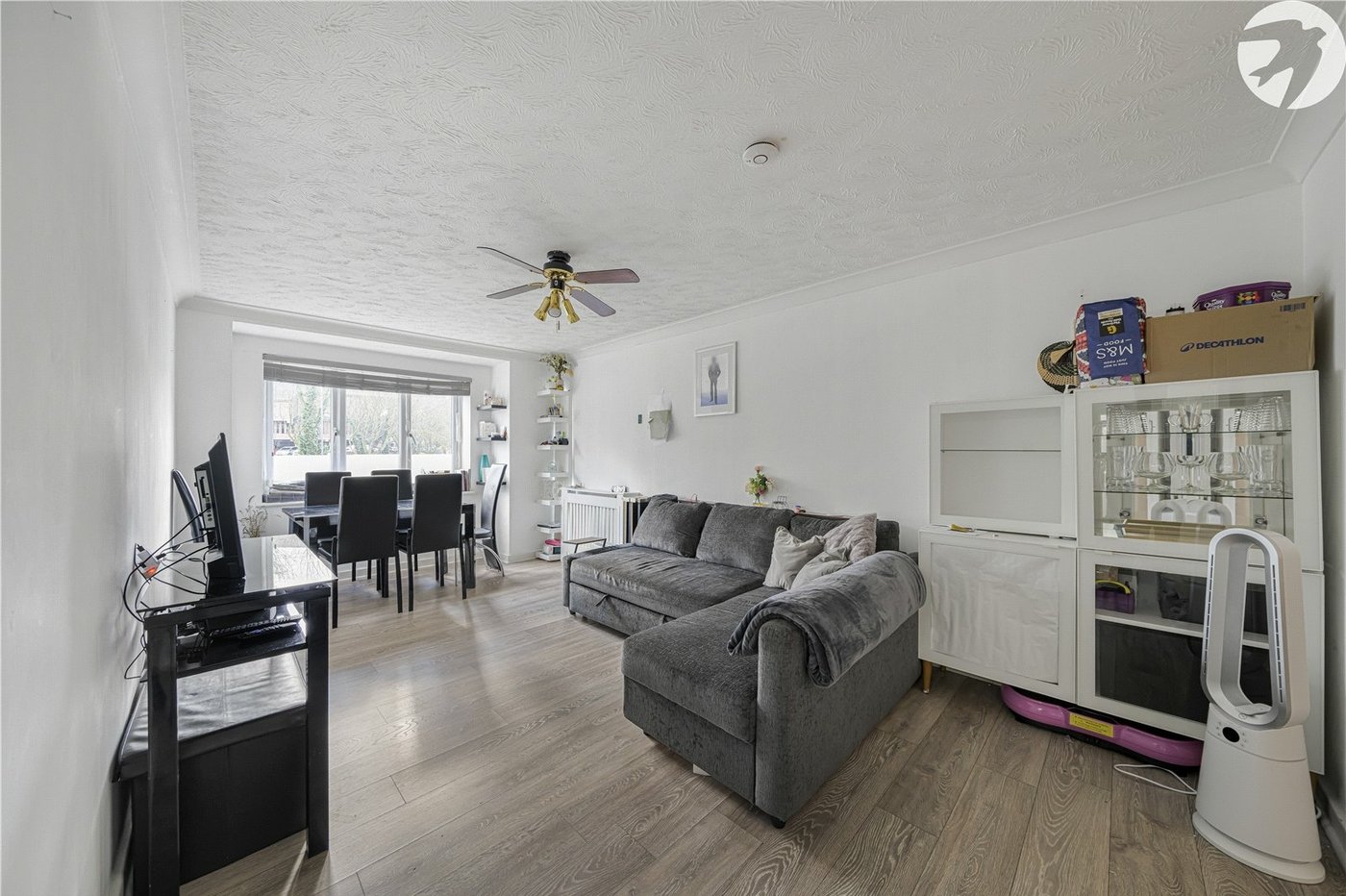 1 bedroom property for sale in Gravesend | Robinson Michael & Jackson