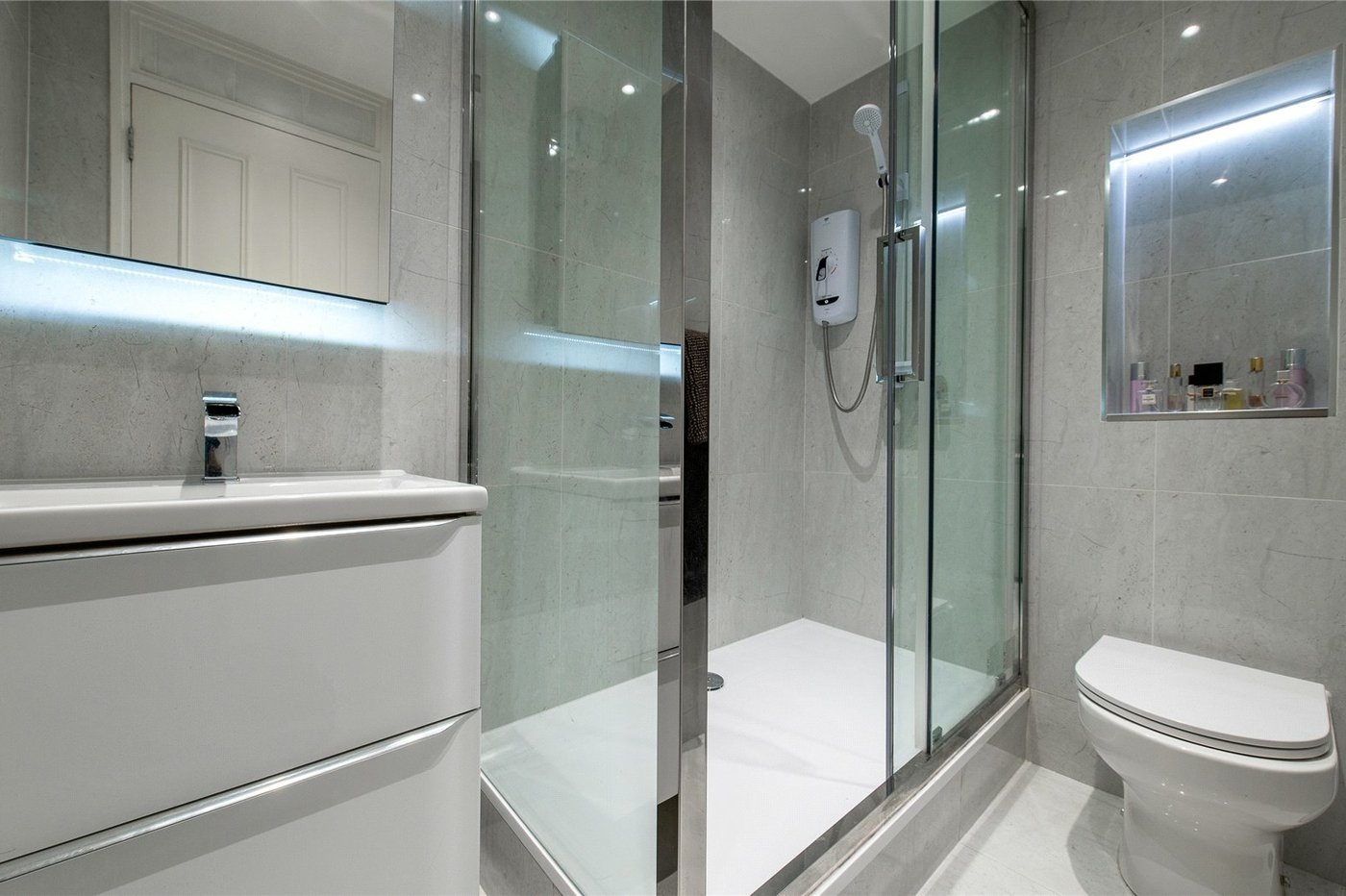 1 bedroom property for sale in Gravesend | Robinson Michael & Jackson