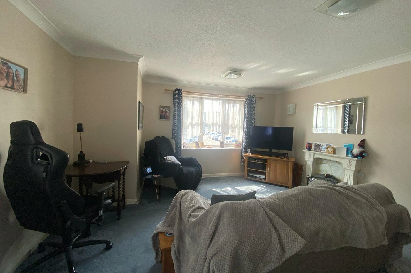 1 bedroom property for sale in Gravesend | Robinson Michael & Jackson
