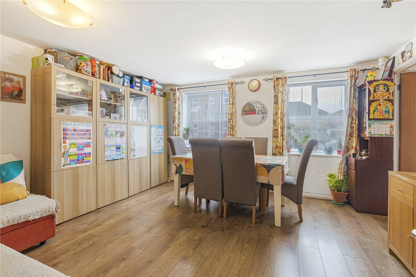 2 bedroom property for sale in Gravesend | Robinson Michael & Jackson
