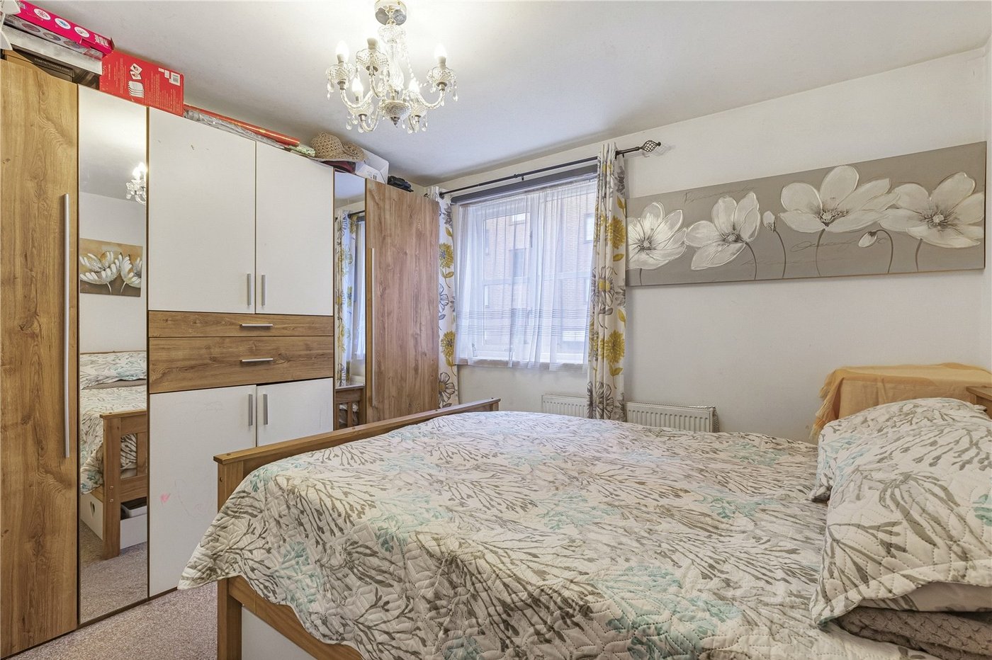 2 bedroom property for sale in Gravesend | Robinson Michael & Jackson