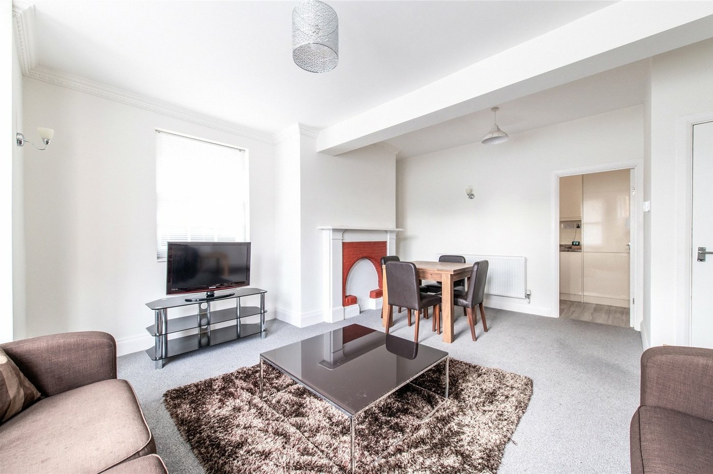 2 bedroom property for sale in Gravesend | Robinson Michael & Jackson