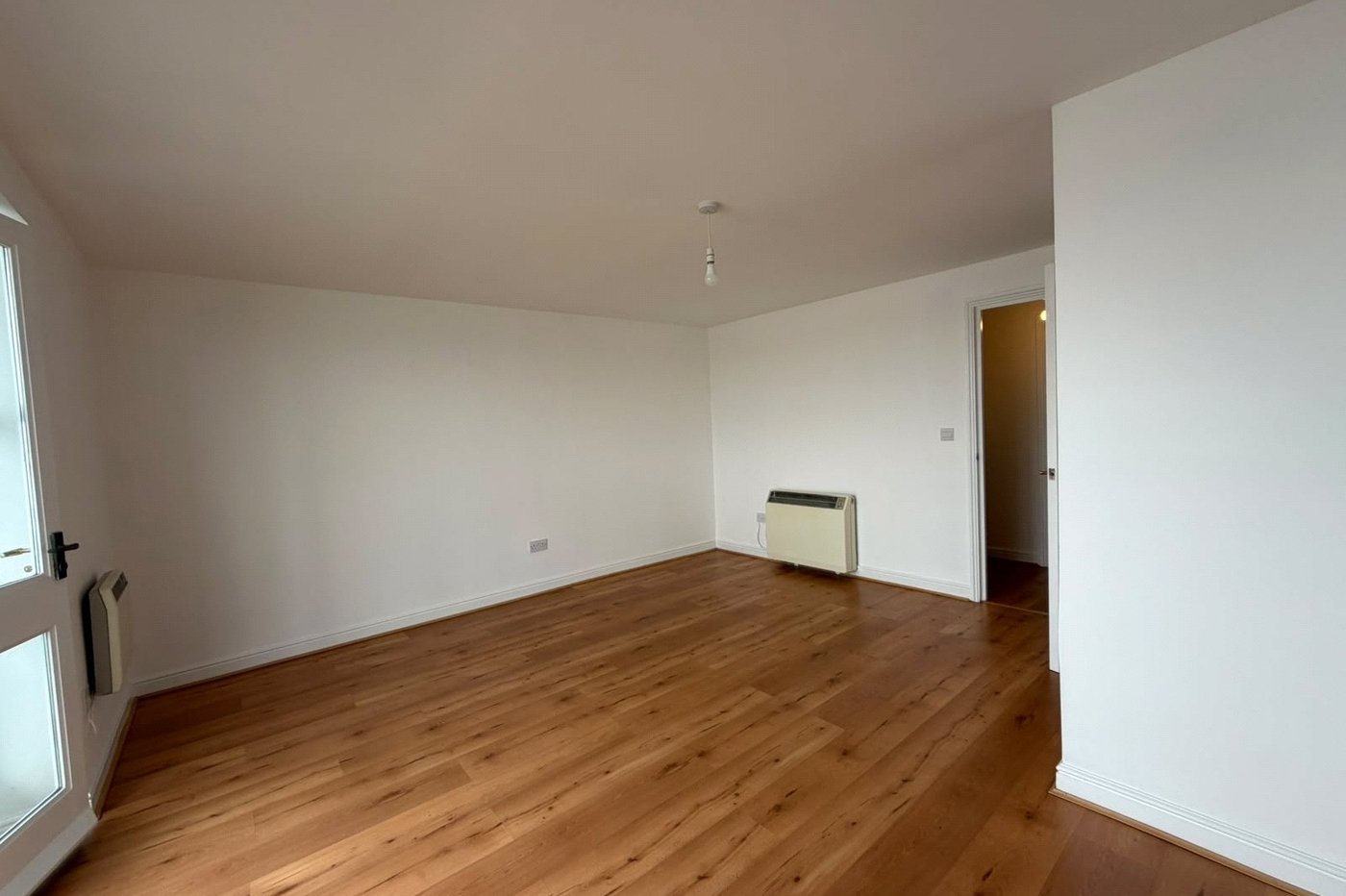 2 bedroom property for sale in Gravesend | Robinson Michael & Jackson