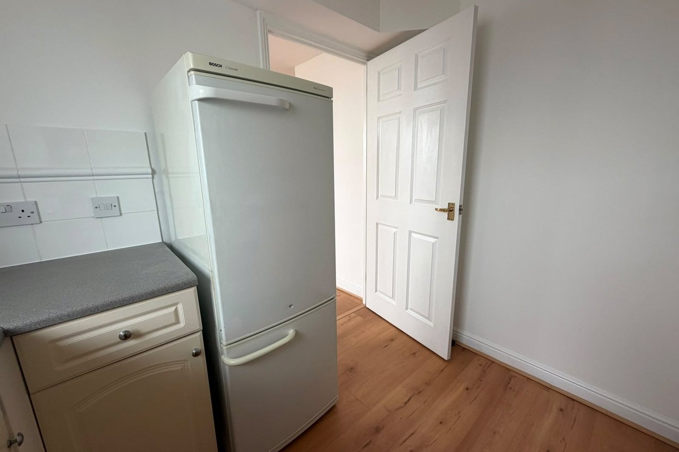 2 bedroom property for sale in Gravesend | Robinson Michael & Jackson