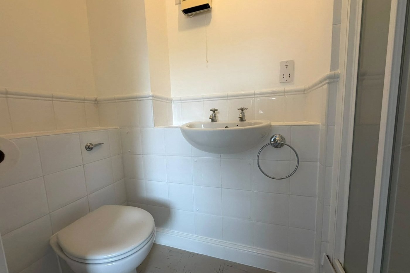 2 bedroom property for sale in Gravesend | Robinson Michael & Jackson