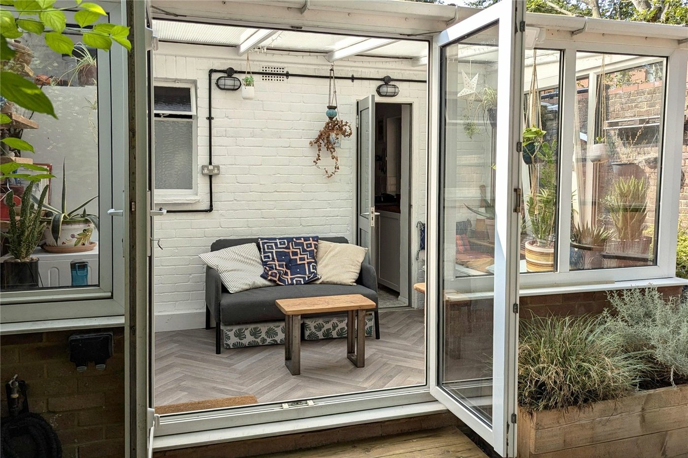 2 bedroom house for sale in Crockenhill | Robinson Jackson