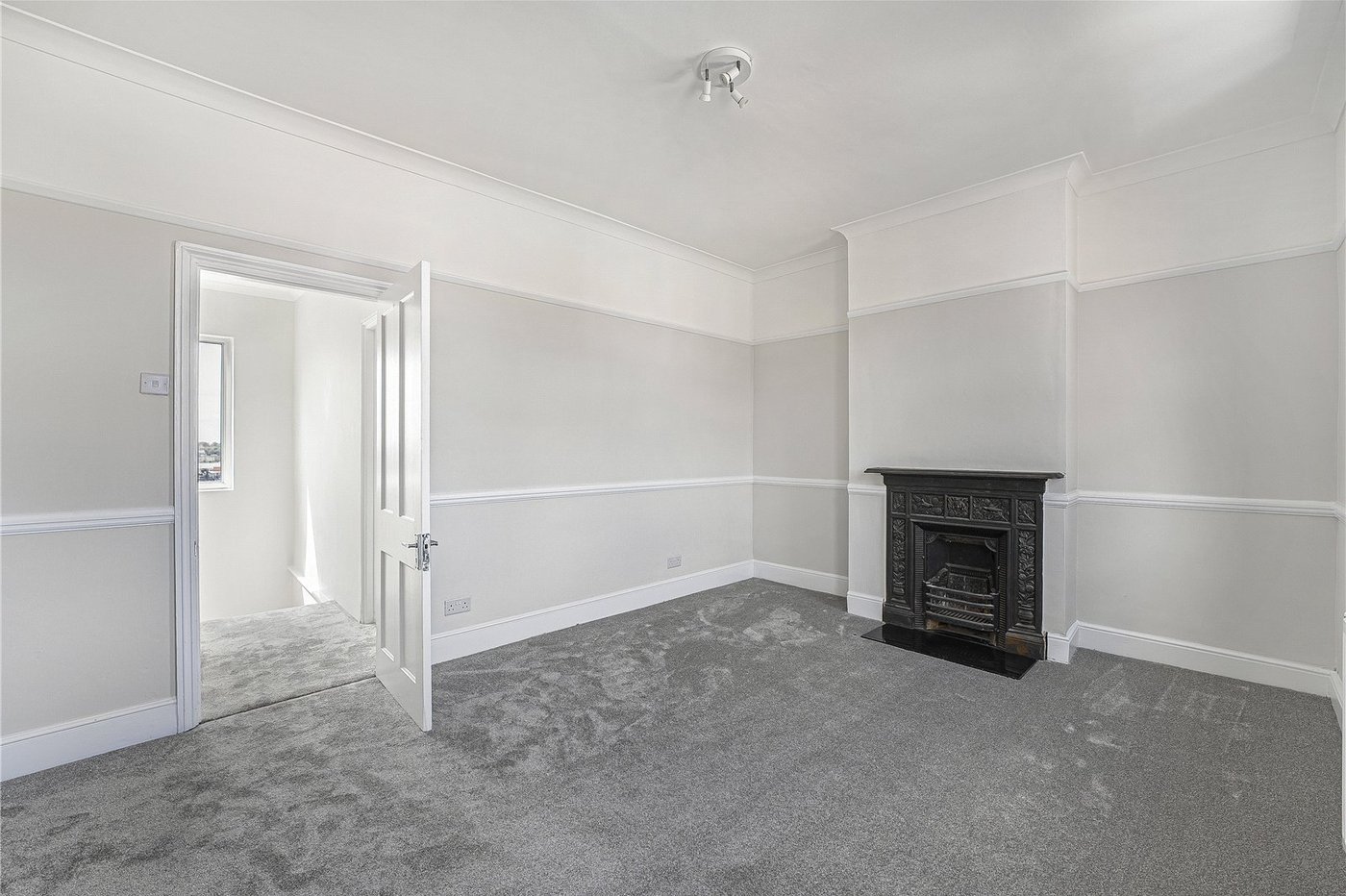 3 bedroom house for sale in Dartford | Robinson Jackson