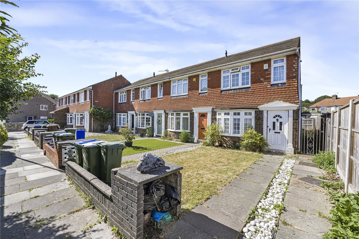2 bedroom house for sale in Sidcup | Robinson Jackson