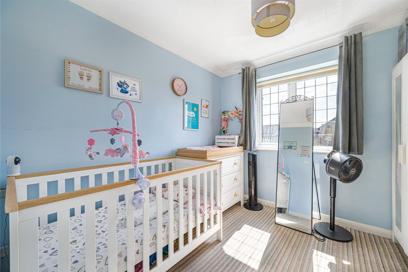 2 bedroom property for sale in Greenhithe | Robinson Jackson