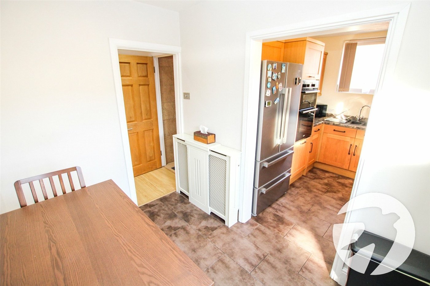 2 bedroom property for sale in London | Robinson Jackson