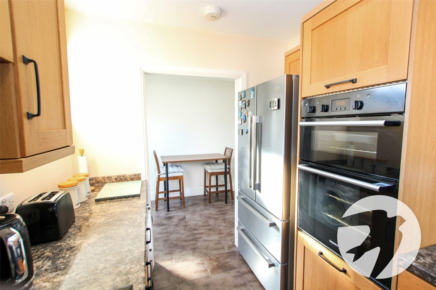 2 bedroom property for sale in London | Robinson Jackson