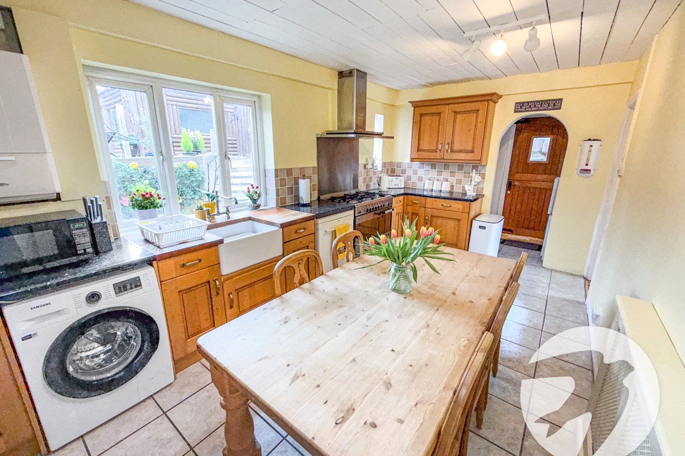 3 bedroom house for sale in London | Robinson Jackson