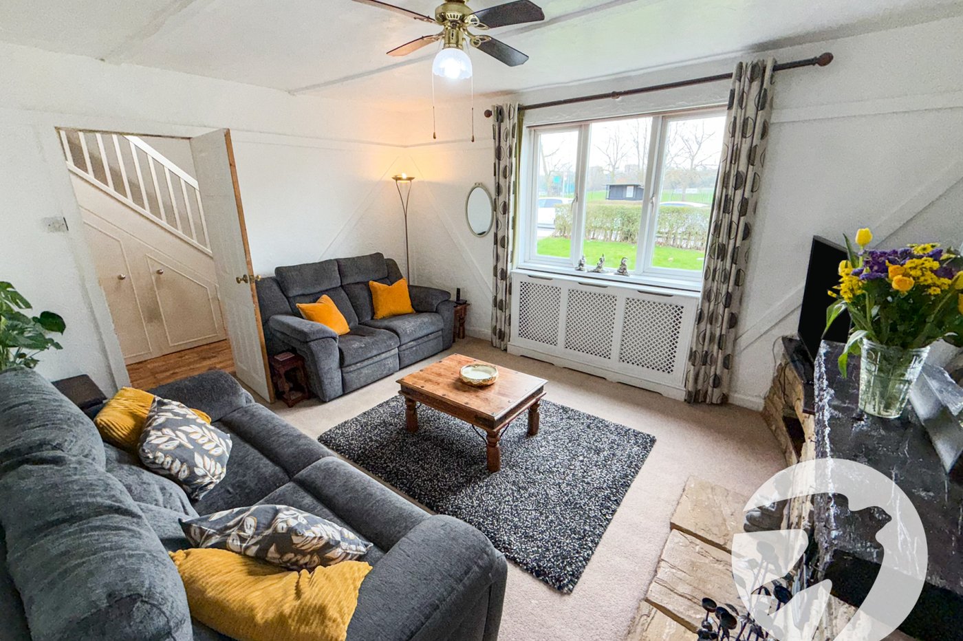 3 bedroom house for sale in London | Robinson Jackson