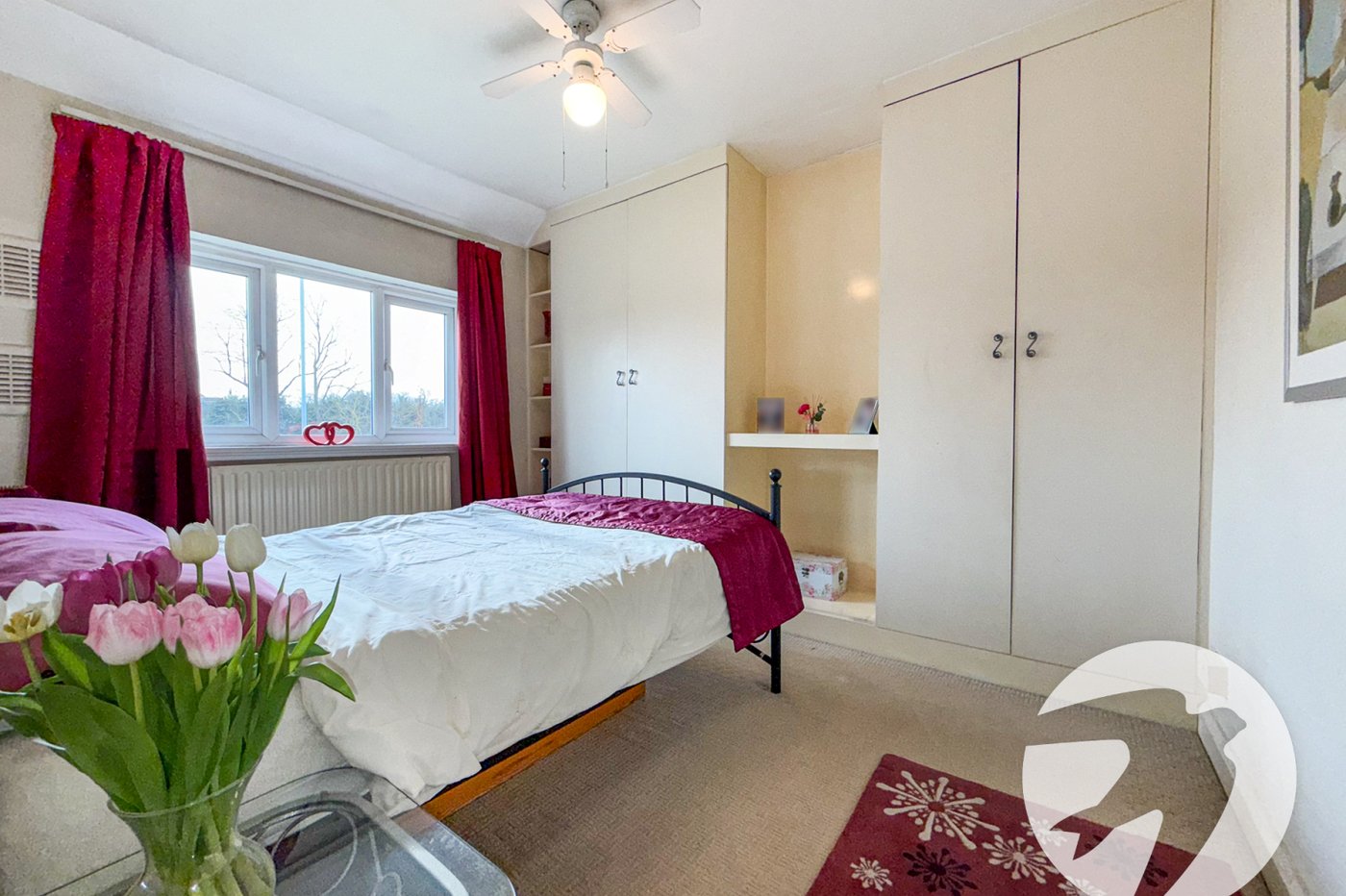 3 bedroom house for sale in London | Robinson Jackson