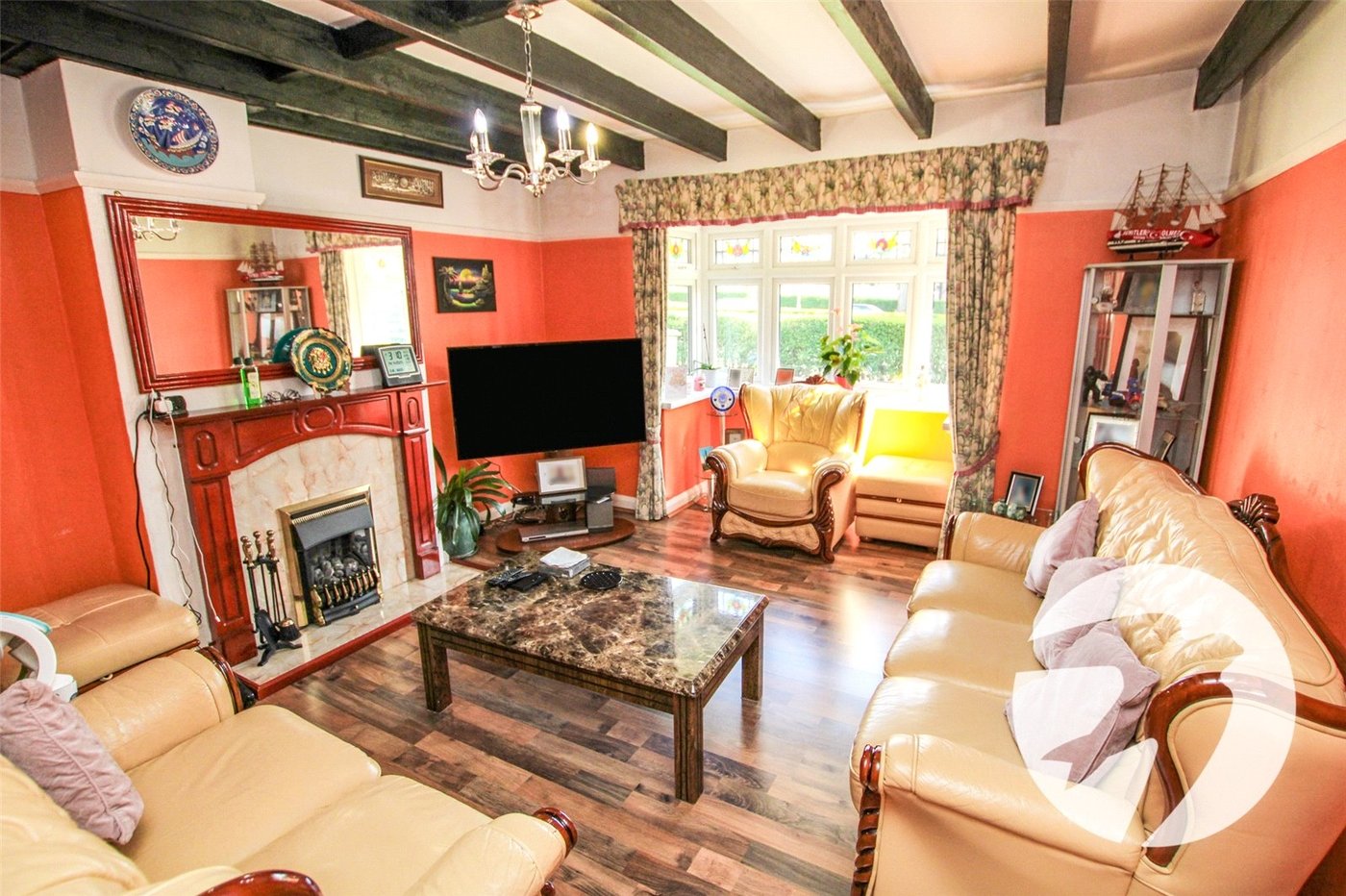 3 bedroom house for sale in London | Robinson Jackson