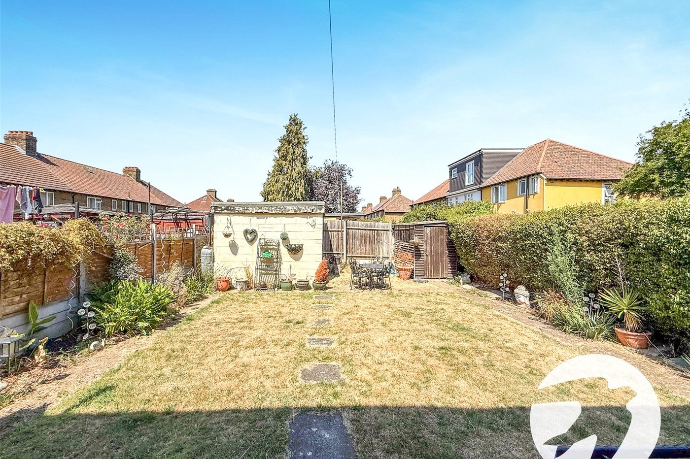 3 bedroom house for sale in London | Robinson Jackson