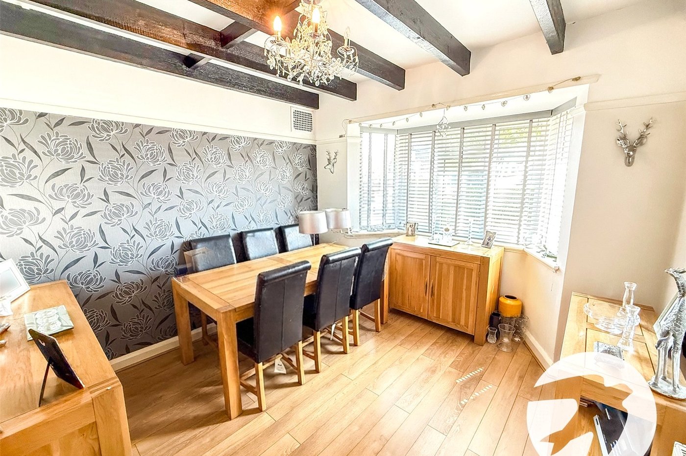 3 bedroom house for sale in London | Robinson Jackson
