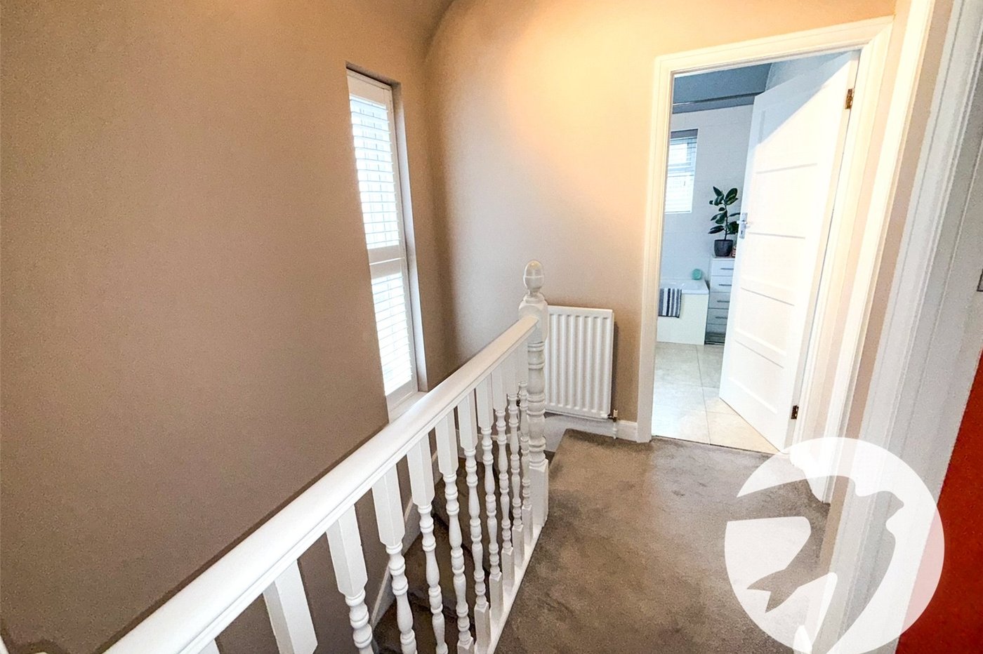 3 bedroom house for sale in London | Robinson Jackson