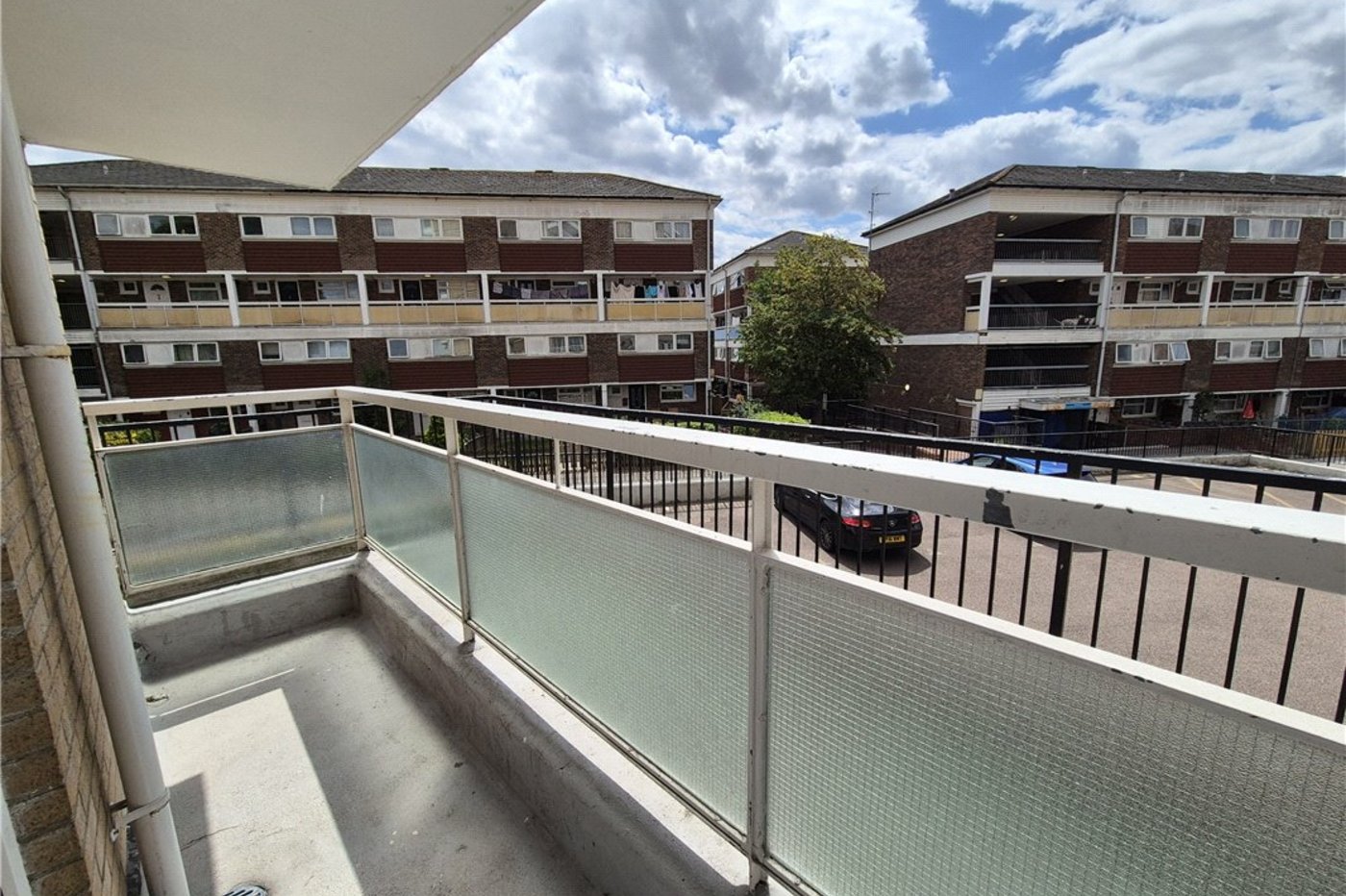 2 bedroom property for sale in Orpington | Robinson Jackson