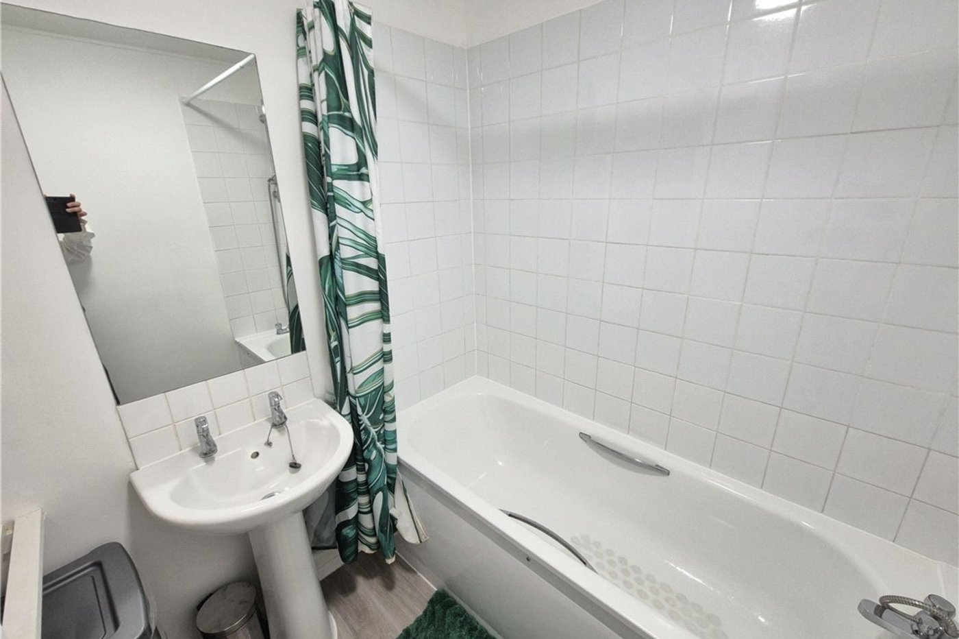 2 bedroom property for sale in Orpington | Robinson Jackson