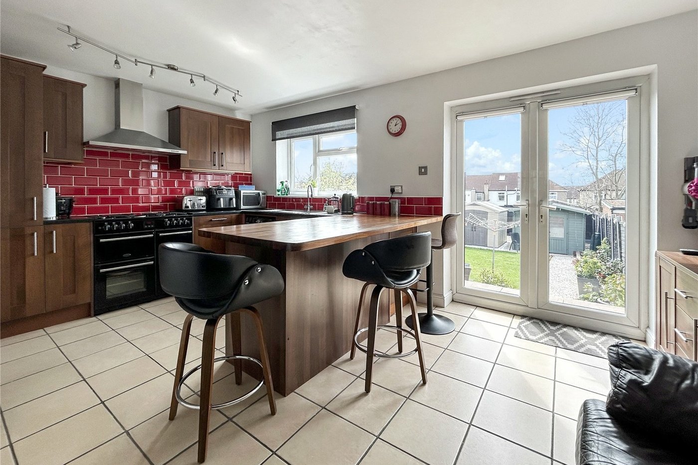 3 bedroom house for sale in South Welling | Robinson Jackson