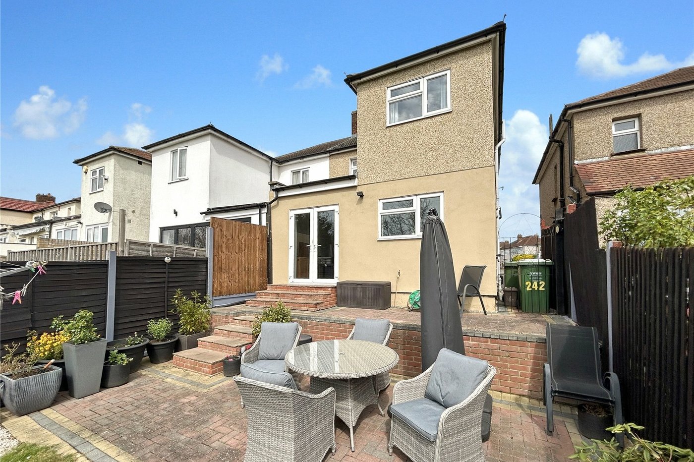 3 bedroom house for sale in South Welling | Robinson Jackson