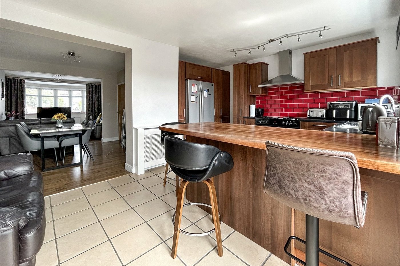 3 bedroom house for sale in South Welling | Robinson Jackson