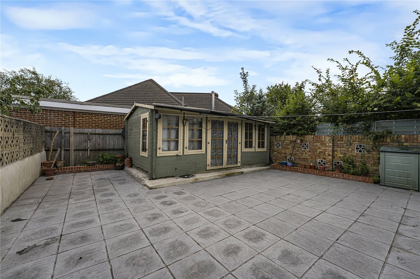 5 bedroom house for sale in South Welling | Robinson Jackson